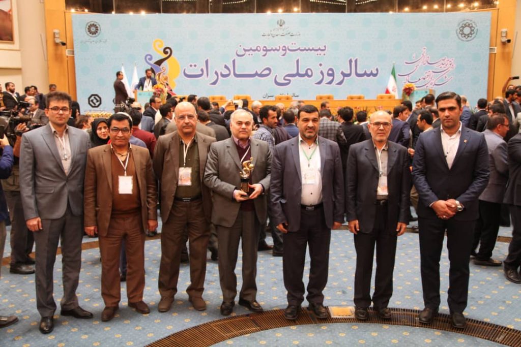 شرکت فولاد خوزستان صادر کننده نمونه کشور شد